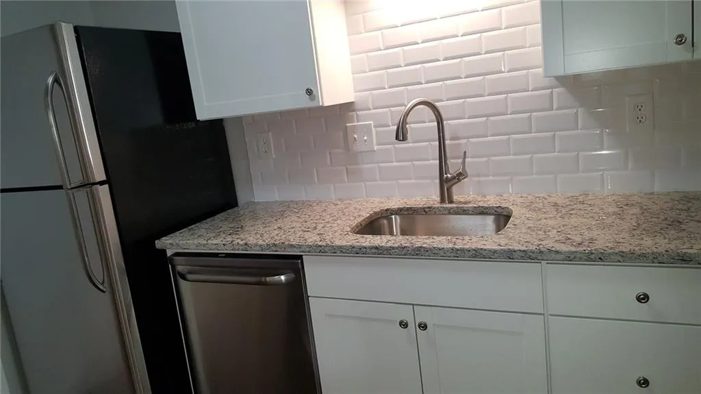 1208 Vicksburg Place, Sandy Springs, Georgia 30350, 2 Bedrooms Bedrooms, ,2 BathroomsBathrooms,Residential,Sold,1208 Vicksburg Place,5795350 1208 Vicksburg Place, Sandy Springs, Georgia 30350, 2 Bedrooms Bedrooms, ,2 BathroomsBathrooms,Residential,Sold,1208 Vicksburg Place,5795350