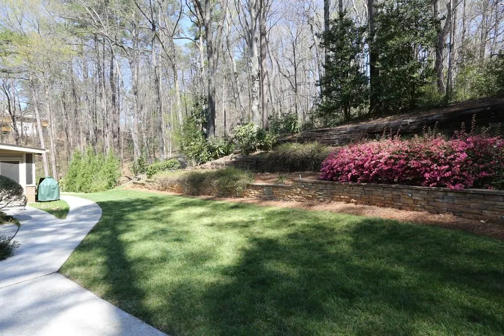 135 Trail Point, Sandy Springs, Georgia 30350, 5 Bedrooms Bedrooms, ,4 BathroomsBathrooms,Residential,Sold,135 Trail Point,5663630