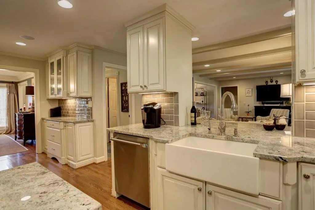 135 Trail Point, Sandy Springs, Georgia 30350, 5 Bedrooms Bedrooms, ,4 BathroomsBathrooms,Residential,Sold,135 Trail Point,5663630