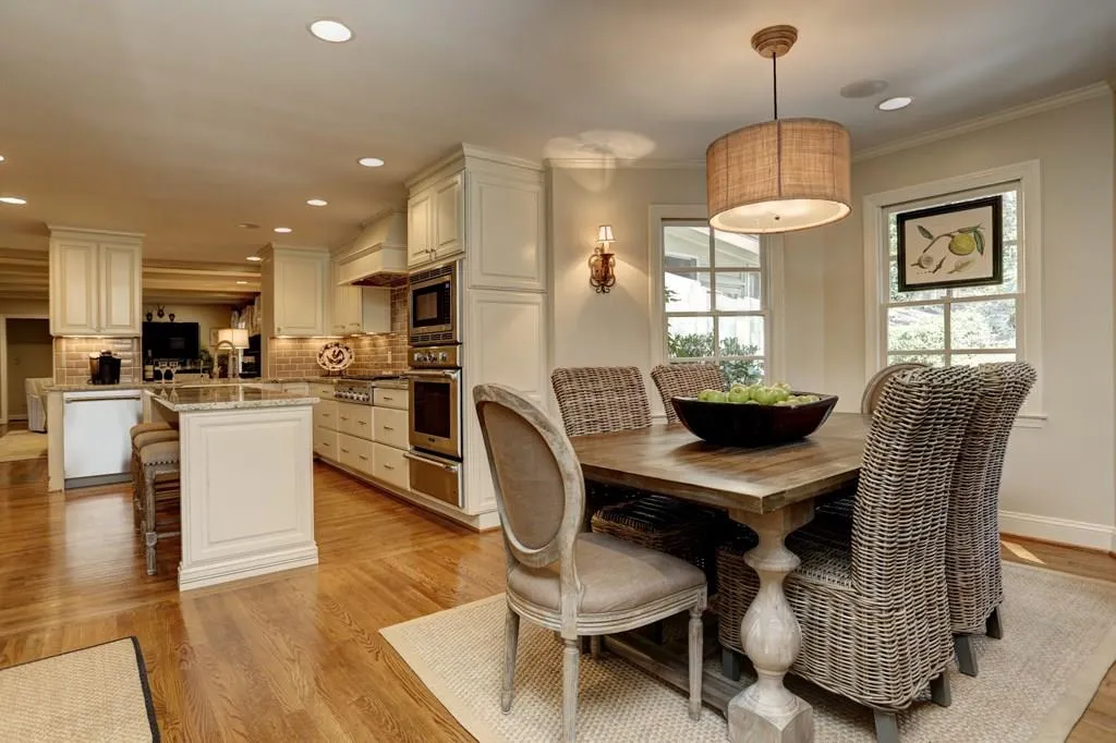 135 Trail Point, Sandy Springs, Georgia 30350, 5 Bedrooms Bedrooms, ,4 BathroomsBathrooms,Residential,Sold,135 Trail Point,5663630