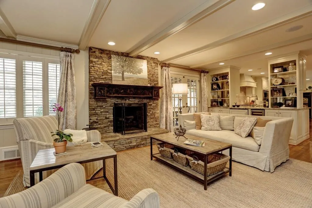 135 Trail Point, Sandy Springs, Georgia 30350, 5 Bedrooms Bedrooms, ,4 BathroomsBathrooms,Residential,Sold,135 Trail Point,5663630