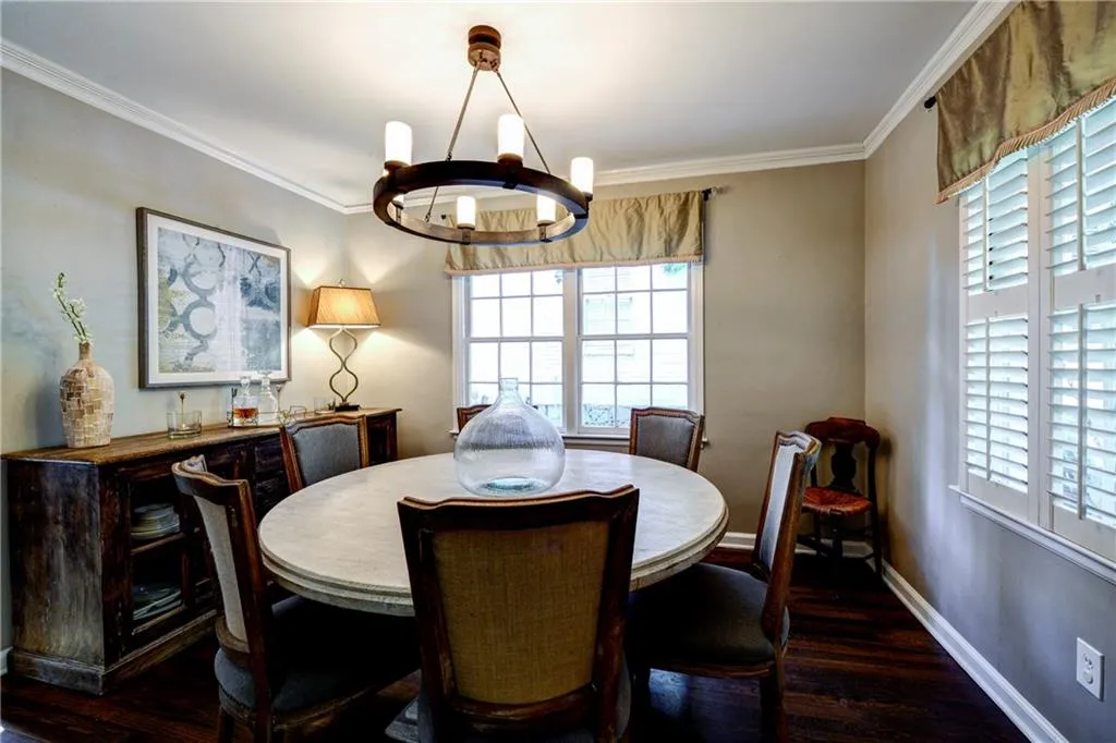 2320 Hurst Drive, Atlanta, Georgia 30305, 3 Bedrooms Bedrooms, ,3 BathroomsBathrooms,Residential,Sold,2320 Hurst Drive,5743992