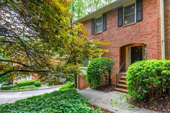 1354 Sheffield Glen Way Ne, Atlanta, Georgia 30329
