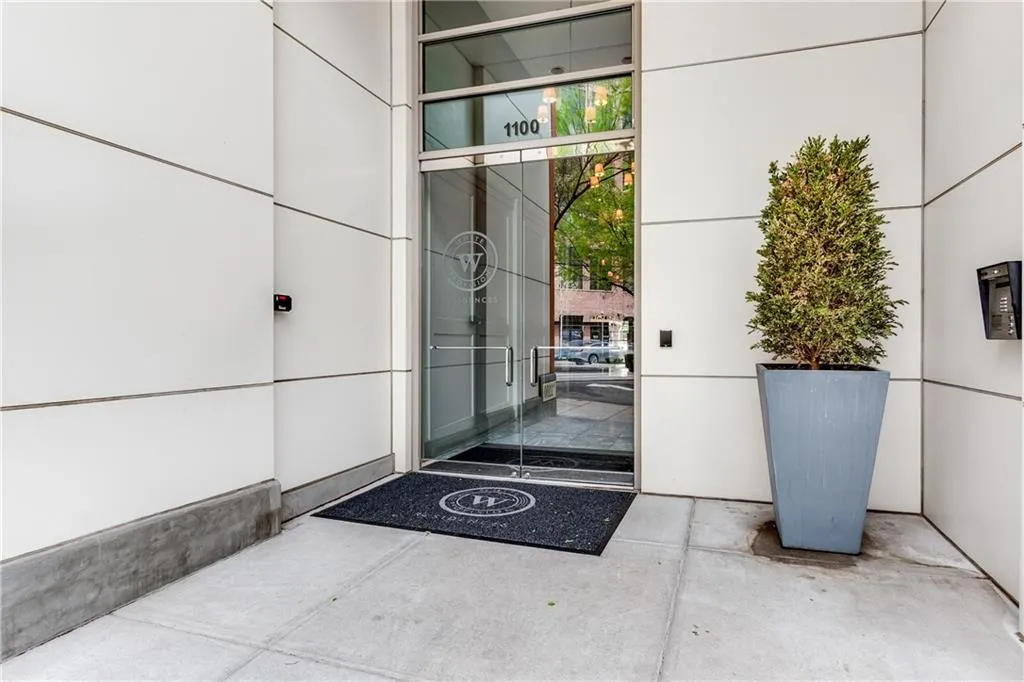 1100 Howell Mill Road Nw Unit 404, Atlanta, Georgia 30318, 1 Bedroom Bedrooms, ,1 BathroomBathrooms,Residential,For Sale,1100 Howell Mill Road Nw Unit 404,7661844