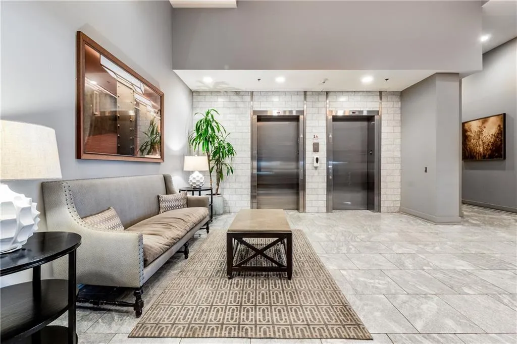 1100 Howell Mill Road Nw Unit 404, Atlanta, Georgia 30318, 1 Bedroom Bedrooms, ,1 BathroomBathrooms,Residential,For Sale,1100 Howell Mill Road Nw Unit 404,7661844