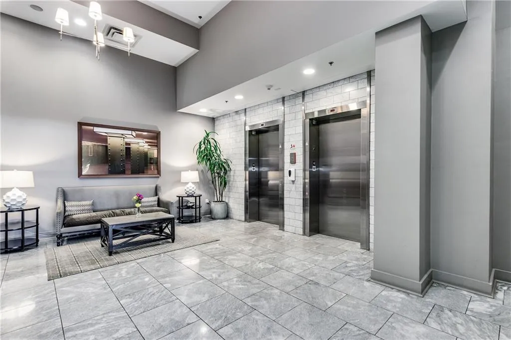 1100 Howell Mill Road Nw Unit 404, Atlanta, Georgia 30318, 1 Bedroom Bedrooms, ,1 BathroomBathrooms,Residential,For Sale,1100 Howell Mill Road Nw Unit 404,7661844