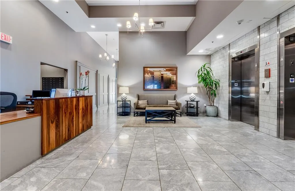 1100 Howell Mill Road Nw Unit 404, Atlanta, Georgia 30318, 1 Bedroom Bedrooms, ,1 BathroomBathrooms,Residential,For Sale,1100 Howell Mill Road Nw Unit 404,7661844