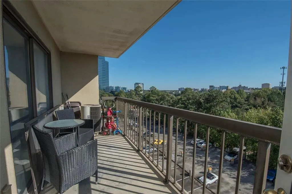 795 Hammond Unit 706, Atlanta, Georgia 30328, 2 Bedrooms Bedrooms, ,1 BathroomBathrooms,Residential,Sold,795 Hammond Unit 706,6964102