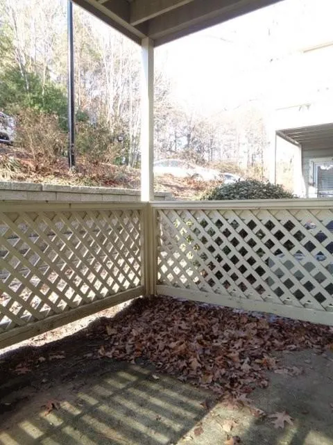 608 Natchez Trace, Atlanta, Georgia 30350, 2 Bedrooms Bedrooms, ,2 BathroomsBathrooms,Residential,Sold,608 Natchez Trace,7378564