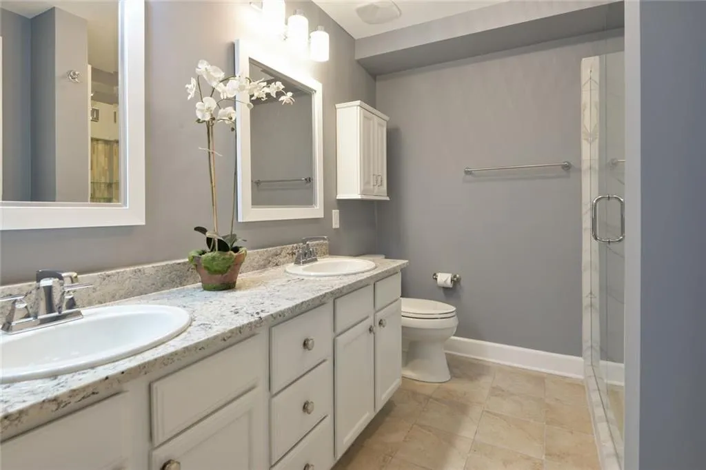 200 River Vista Drive Unit 418, Atlanta, Georgia 30339, 2 Bedrooms Bedrooms, ,2 BathroomsBathrooms,Residential,Sold,200 River Vista Drive Unit 418,6840586