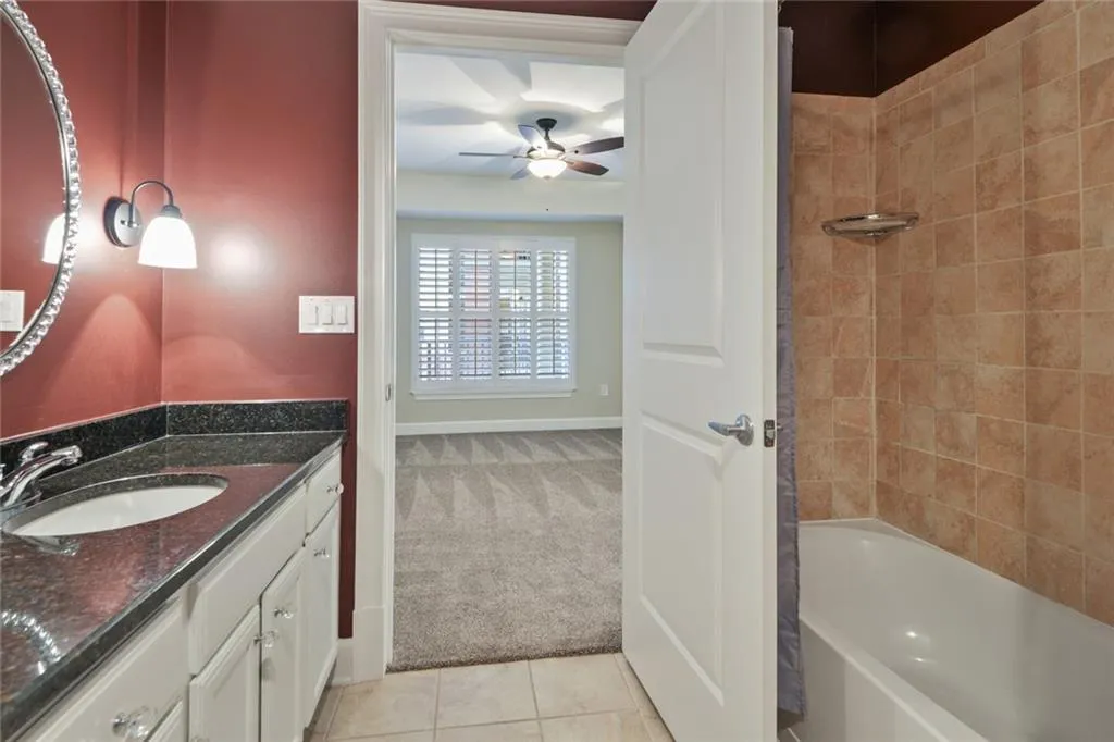 200 River Vista Drive Unit 418, Atlanta, Georgia 30339, 2 Bedrooms Bedrooms, ,2 BathroomsBathrooms,Residential,Sold,200 River Vista Drive Unit 418,6840586