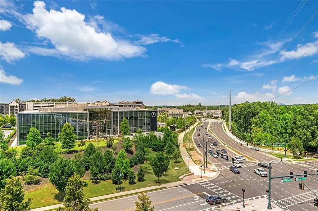 901 Abernathy Road Ne Unit 6250, Atlanta, Georgia 30328, 3 Bedrooms Bedrooms, ,2 BathroomsBathrooms,Residential,Sold,901 Abernathy Road Ne Unit 6250,7392142
