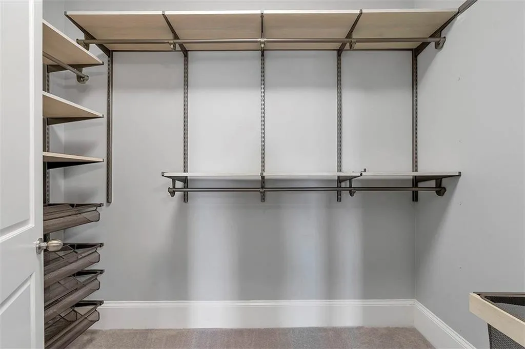 901 Abernathy Road Ne Unit 6250, Atlanta, Georgia 30328, 3 Bedrooms Bedrooms, ,2 BathroomsBathrooms,Residential,Sold,901 Abernathy Road Ne Unit 6250,7392142