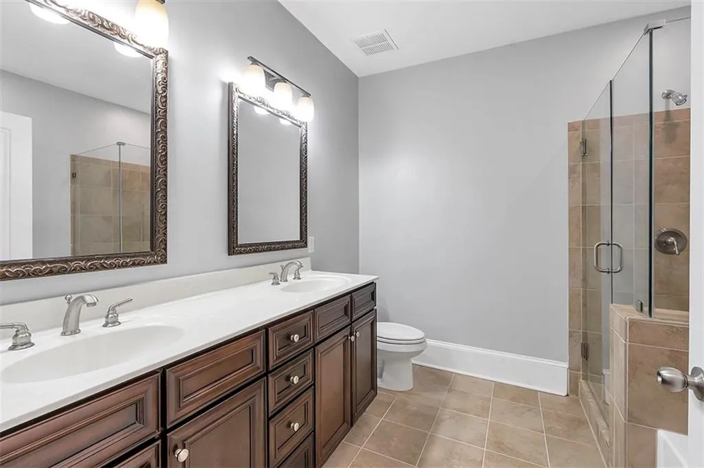 901 Abernathy Road Ne Unit 6250, Atlanta, Georgia 30328, 3 Bedrooms Bedrooms, ,2 BathroomsBathrooms,Residential,Sold,901 Abernathy Road Ne Unit 6250,7392142