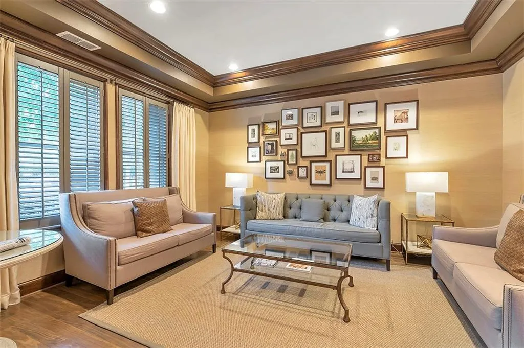 901 Abernathy Road Ne Unit 6250, Atlanta, Georgia 30328, 3 Bedrooms Bedrooms, ,2 BathroomsBathrooms,Residential,Sold,901 Abernathy Road Ne Unit 6250,7392142