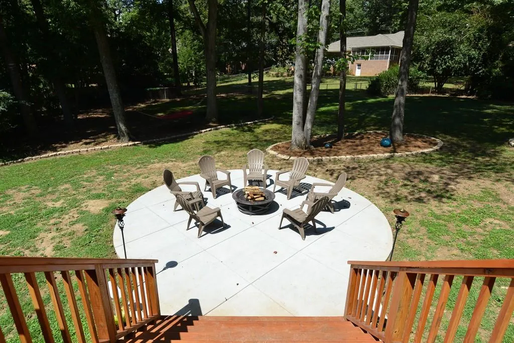 7100 Glenridge Drive, Sandy Springs, Georgia 30328, 4 Bedrooms Bedrooms, ,2 BathroomsBathrooms,Residential,Sold,7100 Glenridge Drive,5596932