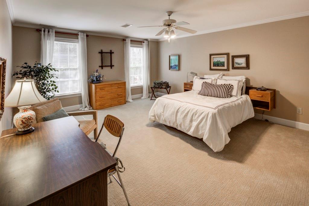 320 Morgan Farm Court, Sandy Springs, Georgia 30342, 6 Bedrooms Bedrooms, ,4 BathroomsBathrooms,Residential,Sold,320 Morgan Farm Court,7333812