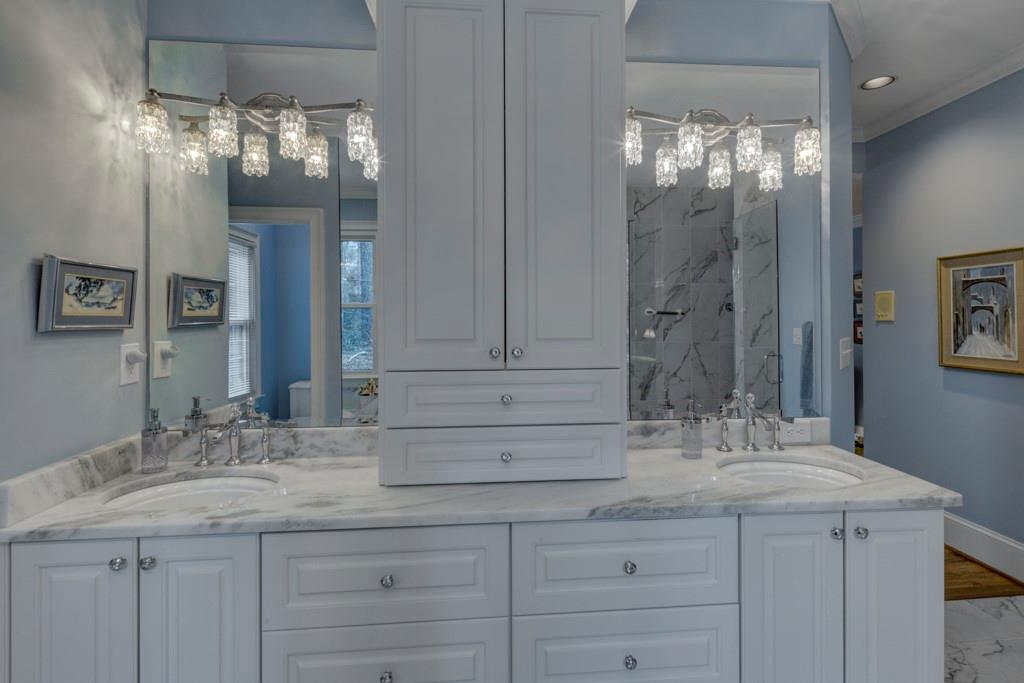 320 Morgan Farm Court, Sandy Springs, Georgia 30342, 6 Bedrooms Bedrooms, ,4 BathroomsBathrooms,Residential,Sold,320 Morgan Farm Court,7333812