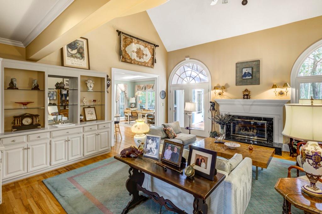 320 Morgan Farm Court, Sandy Springs, Georgia 30342, 6 Bedrooms Bedrooms, ,4 BathroomsBathrooms,Residential,Sold,320 Morgan Farm Court,7333812