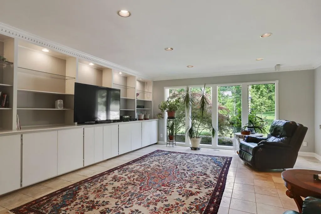 7355 Twin Branch Road, Sandy Springs, Georgia 30328, 4 Bedrooms Bedrooms, ,3 BathroomsBathrooms,Residential,Sold,7355 Twin Branch Road,5843784 7355 Twin Branch Road, Sandy Springs, Georgia 30328, 4 Bedrooms Bedrooms, ,3 BathroomsBathrooms,Residential,Sold,7355 Twin Branch Road,5843784