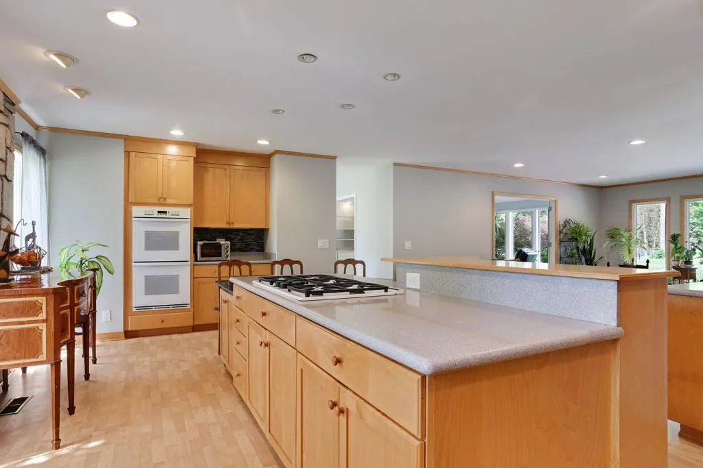 7355 Twin Branch Road, Sandy Springs, Georgia 30328, 4 Bedrooms Bedrooms, ,3 BathroomsBathrooms,Residential,Sold,7355 Twin Branch Road,5843784