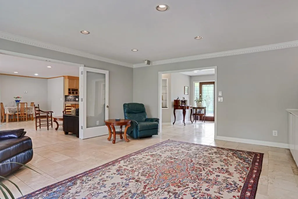 7355 Twin Branch Road, Sandy Springs, Georgia 30328, 4 Bedrooms Bedrooms, ,3 BathroomsBathrooms,Residential,Sold,7355 Twin Branch Road,5843784