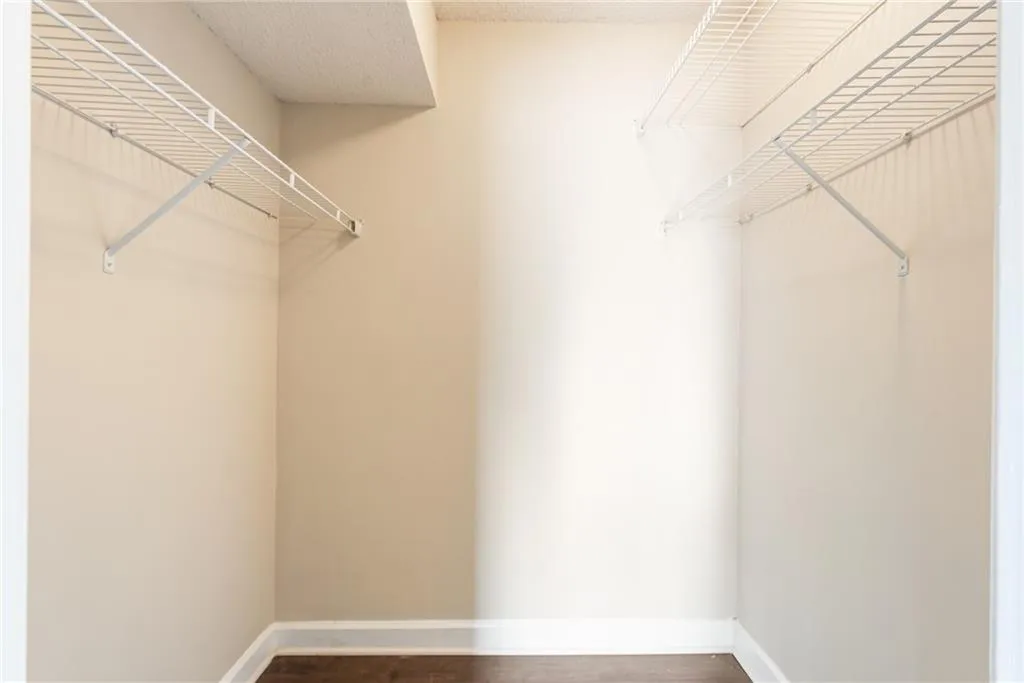 1606 Wingate Way Unit 1606, Sandy Springs, Georgia 30350, 1 Bedroom Bedrooms, ,1 BathroomBathrooms,Residential,Sold,1606 Wingate Way Unit 1606,6672563
