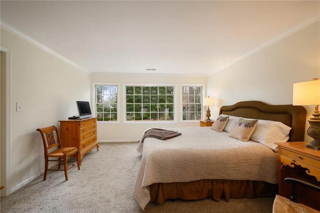 160 Zeblin Road, Atlanta, Georgia 30342, 5 Bedrooms Bedrooms, ,5 BathroomsBathrooms,Residential,Sold,160 Zeblin Road,6691285