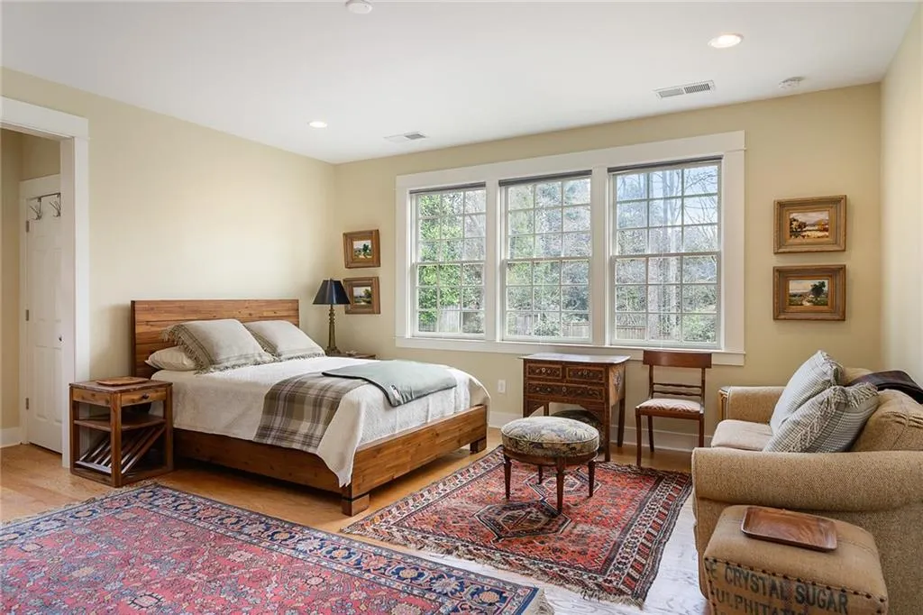 160 Zeblin Road, Atlanta, Georgia 30342, 5 Bedrooms Bedrooms, ,5 BathroomsBathrooms,Residential,Sold,160 Zeblin Road,6691285