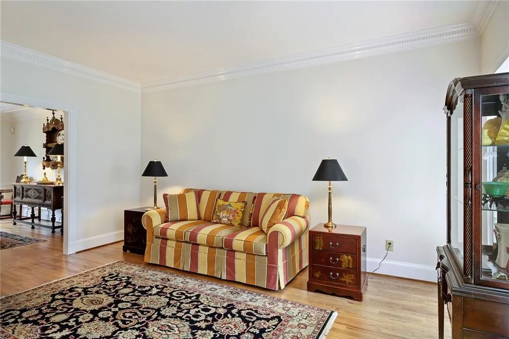 160 Zeblin Road, Atlanta, Georgia 30342, 5 Bedrooms Bedrooms, ,5 BathroomsBathrooms,Residential,Sold,160 Zeblin Road,6691285