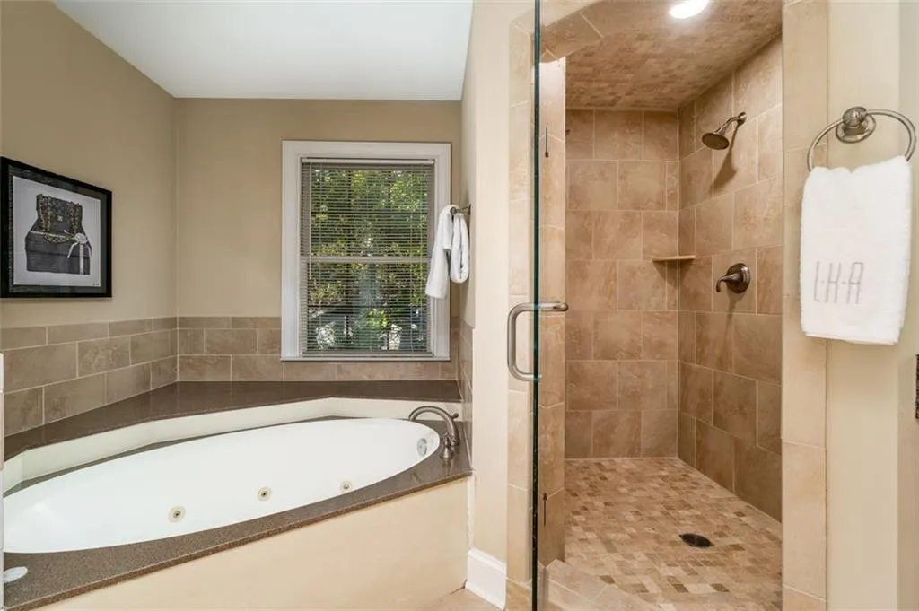 305 Brook Drive, Atlanta, Georgia 30328, 6 Bedrooms Bedrooms, ,4 BathroomsBathrooms,Residential,Sold,305 Brook Drive,6965658