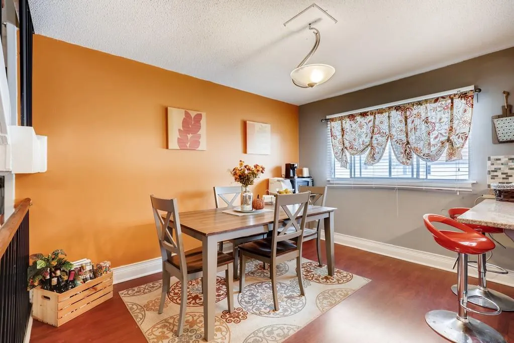7354 Cardigan Circle Unit 4, Sandy Springs, Georgia 30328, 3 Bedrooms Bedrooms, ,3 BathroomsBathrooms,Residential,Sold,7354 Cardigan Circle Unit 4,6630492
