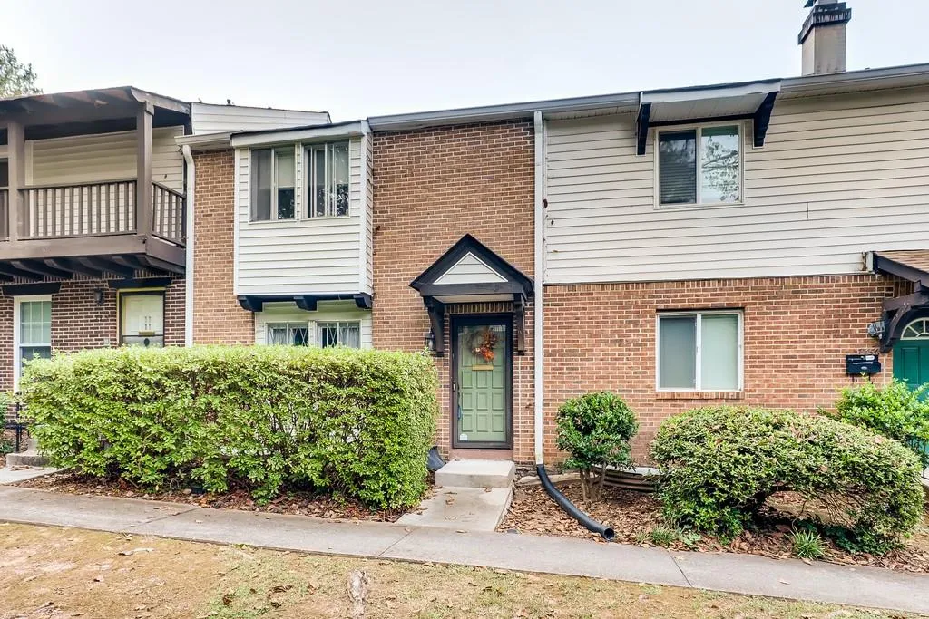 7354 Cardigan Circle Unit 4, Sandy Springs, Georgia 30328, 3 Bedrooms Bedrooms, ,3 BathroomsBathrooms,Residential,Sold,7354 Cardigan Circle Unit 4,6630492