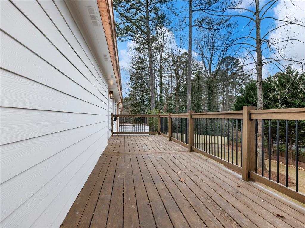 690 Amberidge Trail, Atlanta, Georgia 30328, 5 Bedrooms Bedrooms, ,5 BathroomsBathrooms,Residential,Sold,690 Amberidge Trail,7312346