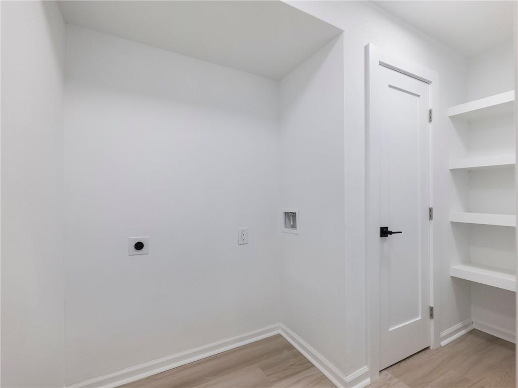 690 Amberidge Trail, Atlanta, Georgia 30328, 5 Bedrooms Bedrooms, ,5 BathroomsBathrooms,Residential,Sold,690 Amberidge Trail,7312346