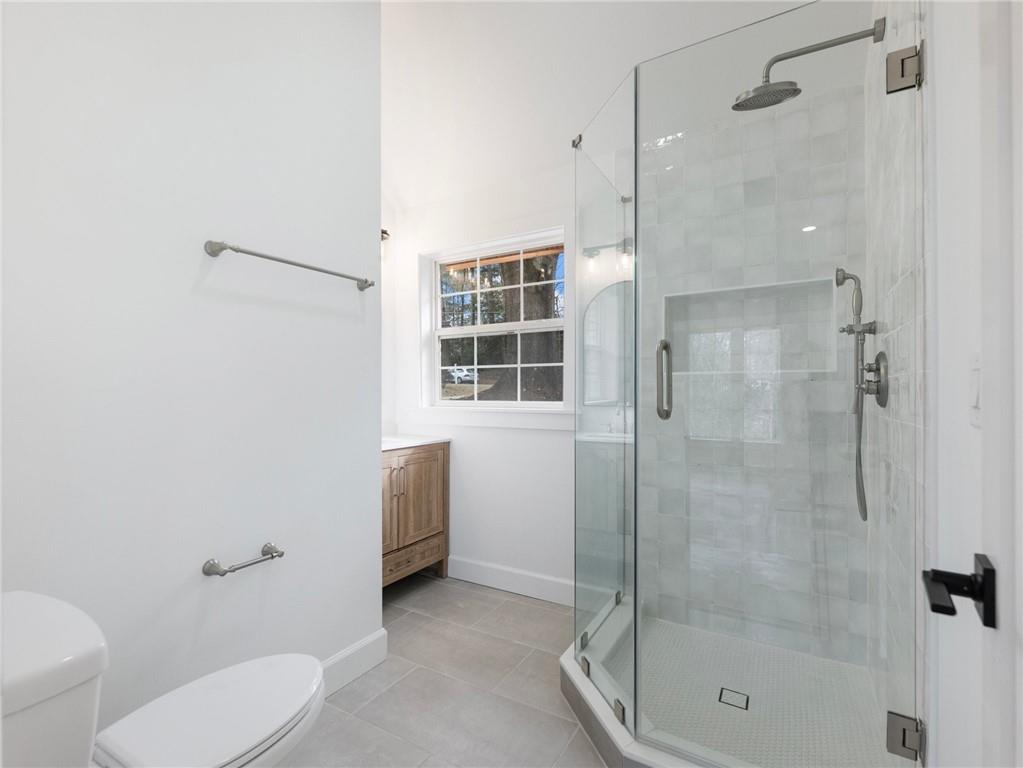 690 Amberidge Trail, Atlanta, Georgia 30328, 5 Bedrooms Bedrooms, ,5 BathroomsBathrooms,Residential,Sold,690 Amberidge Trail,7312346
