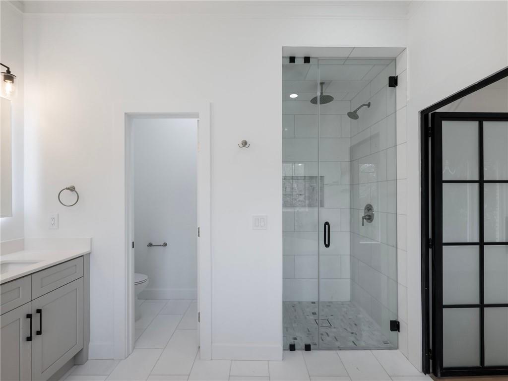 690 Amberidge Trail, Atlanta, Georgia 30328, 5 Bedrooms Bedrooms, ,5 BathroomsBathrooms,Residential,Sold,690 Amberidge Trail,7312346