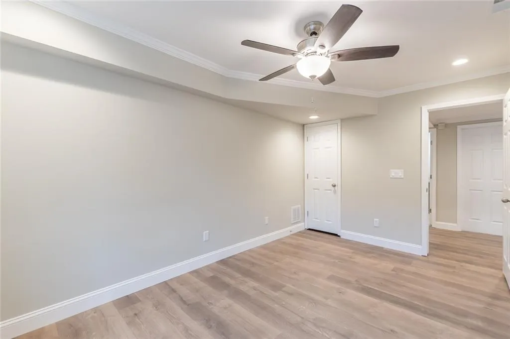 6520 Roswell Road Unit 32, Sandy Springs, Georgia 30328, 2 Bedrooms Bedrooms, ,2 BathroomsBathrooms,Residential,Sold,6520 Roswell Road Unit 32,6839132