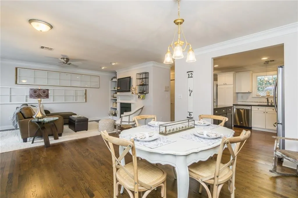 301 Masons Creek Circle, Atlanta, Georgia 30350, 3 Bedrooms Bedrooms, ,2 BathroomsBathrooms,Residential,Sold,301 Masons Creek Circle,5969024