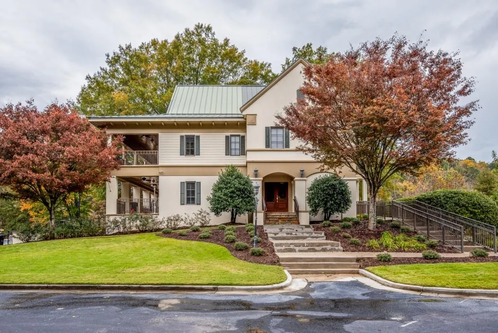 160 Huntcliff Point, Sandy Springs, Georgia 30350, 4 Bedrooms Bedrooms, ,4 BathroomsBathrooms,Residential,Sold,160 Huntcliff Point,6098338