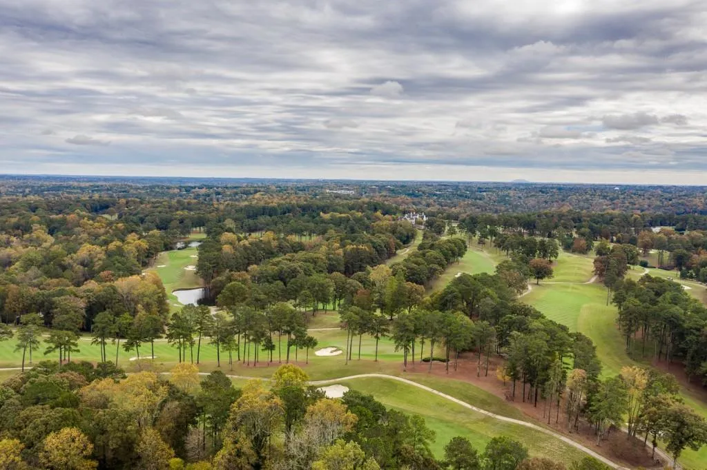 160 Huntcliff Point, Sandy Springs, Georgia 30350, 4 Bedrooms Bedrooms, ,4 BathroomsBathrooms,Residential,Sold,160 Huntcliff Point,6098338