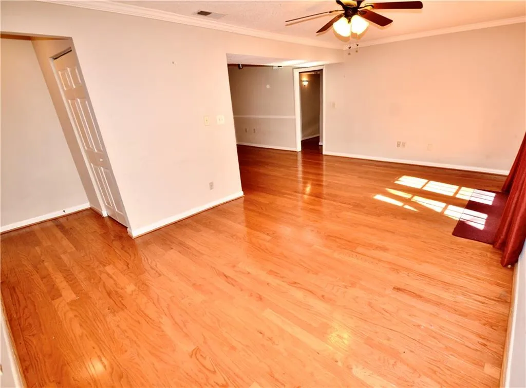 6900 Roswell Road Unit Q27, Atlanta, Georgia 30328, 2 Bedrooms Bedrooms, ,2 BathroomsBathrooms,Residential,Sold,6900 Roswell Road Unit Q27,6662707