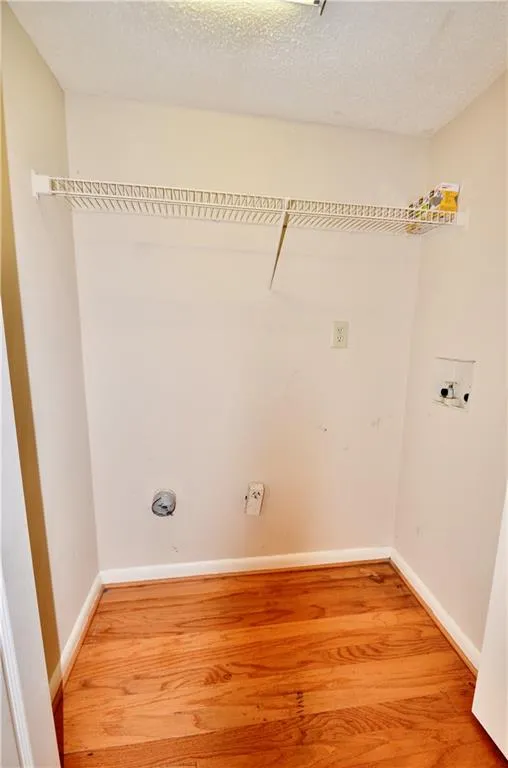 6900 Roswell Road Unit Q27, Atlanta, Georgia 30328, 2 Bedrooms Bedrooms, ,2 BathroomsBathrooms,Residential,Sold,6900 Roswell Road Unit Q27,6662707