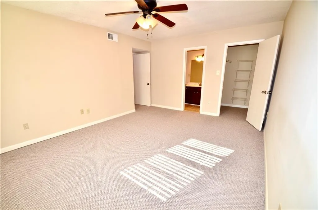 6900 Roswell Road Unit Q27, Atlanta, Georgia 30328, 2 Bedrooms Bedrooms, ,2 BathroomsBathrooms,Residential,Sold,6900 Roswell Road Unit Q27,6662707