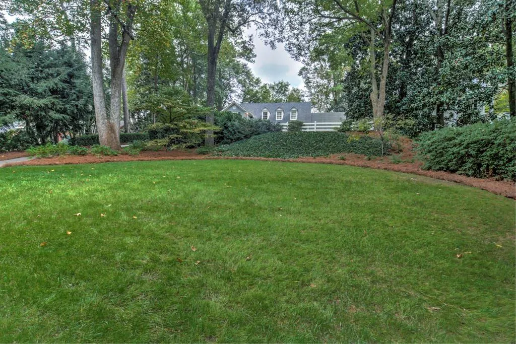 3467 Pinestream Road Nw, Atlanta, Georgia 30327, 5 Bedrooms Bedrooms, ,4 BathroomsBathrooms,Residential,Sold,3467 Pinestream Road Nw,5949628