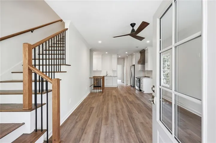 1123 Riverside Terrace, Gainesville, Georgia 30501