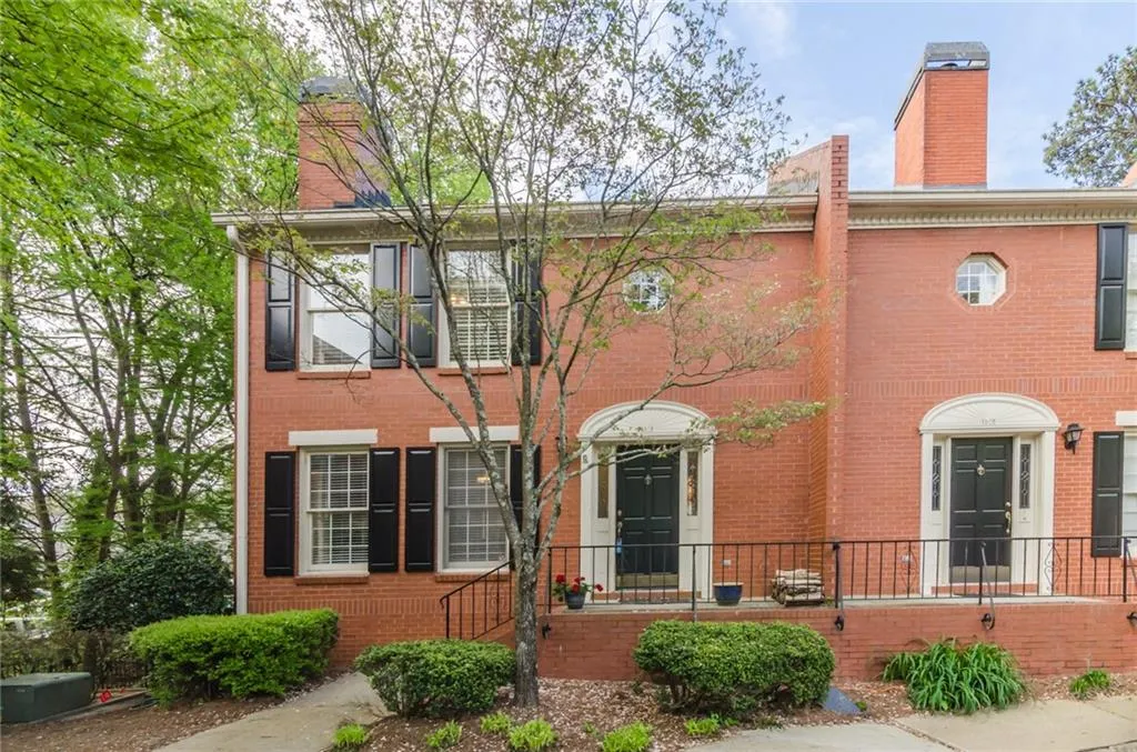 1801 Defoors Mill Court Nw, Atlanta, Georgia 30318, 3 Bedrooms Bedrooms, ,3 BathroomsBathrooms,Residential,Sold,1801 Defoors Mill Court Nw,5676297