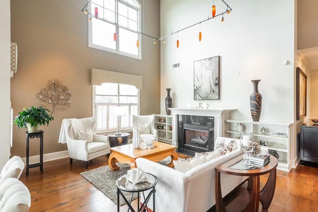 6060 City Walk Lane Unit 403, Sandy Springs, Georgia 30328, 3 Bedrooms Bedrooms, ,3 BathroomsBathrooms,Residential,Sold,6060 City Walk Lane Unit 403,7254965