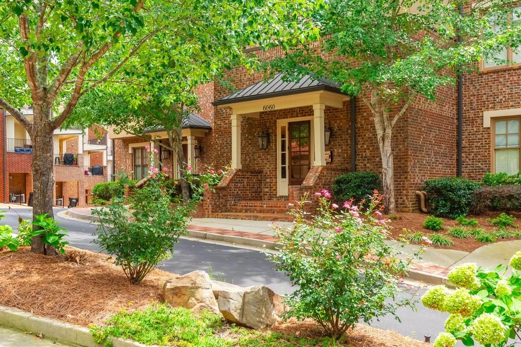 6060 City Walk Lane Unit 403, Sandy Springs, Georgia 30328, 3 Bedrooms Bedrooms, ,3 BathroomsBathrooms,Residential,Sold,6060 City Walk Lane Unit 403,7254965