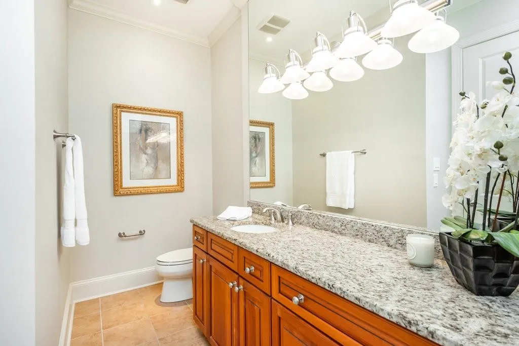 6060 City Walk Lane Unit 403, Sandy Springs, Georgia 30328, 3 Bedrooms Bedrooms, ,3 BathroomsBathrooms,Residential,Sold,6060 City Walk Lane Unit 403,7254965